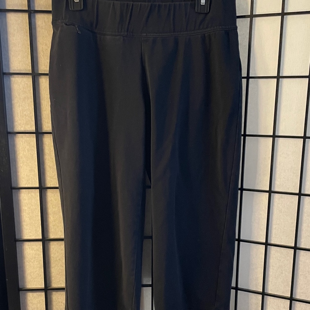 Lands' End Black Capris - Pull-On Comfort